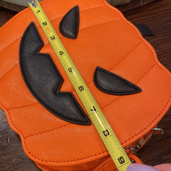 COPY - NWOT Halloween Jack o Lantern Crossbody - Picture 8 of 9